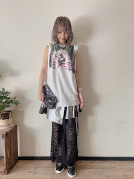 「アイテム（クラッチバッグ）」を使った、saraさん（レディース・156cm）の夏コーディネート