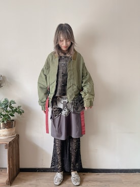 「アイテム（MA-1）」を使った、saraさん（レディース・156cm）の春コーディネート