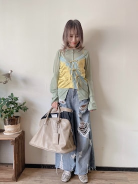 「アイテム（スリッポン）」を使った、saraさん（レディース・156cm）の秋コーディネート