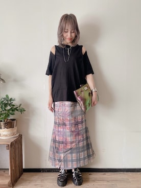 「アイテム（クラッチバッグ）」を使った、saraさん（レディース・156cm）の夏コーディネート