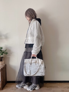 「アイテム（ナイロンジャケット）」を使った、saraさん（レディース・156cm）の秋コーディネート