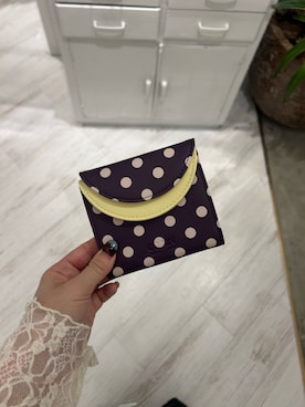 「GRAIN（グレイン）の【GRAIN/グレイン】二つ折りバイカラーウォレット（財布、パープル系）」を使った、土屋莉央さん（レディース・151cm）の春コーディネート
