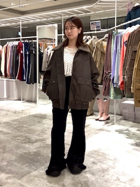 土屋莉央さんのコーディネート