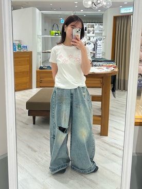 「CIAOPANIC（チャオパニック）の【2サイズ展開】スターワッペンTee（Tシャツ/カットソー、ホワイト系）」を使った、土屋莉央さん（レディース・151cm）の春コーディネート
