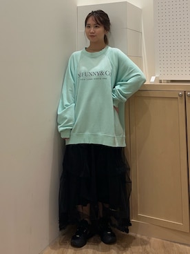 「アイテム（スウェット）」を使った、土屋莉央さん（レディース・151cm・20代）の秋コーディネート