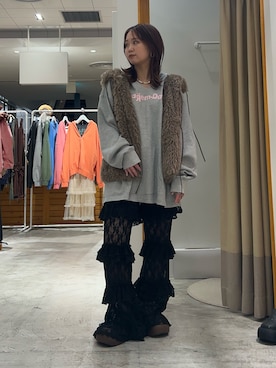 土屋莉央さんのコーディネート