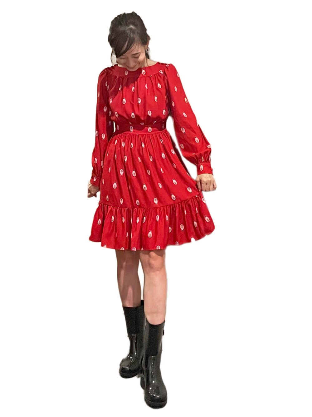 「オトナカジュアル、きれいめカジュアル、レインブーツ、レインシューズ、アラフォー」｜「kate spade new yorkのアイテム（ワンピース、レッド系）」を使った、komikaさん（レディース・159cm）の秋コーディネートの1枚目の写真