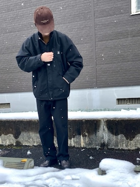 「Carhartt（カーハート）のアイテム（ナイロンジャケット、ブラック系）」を使った、tarさん（メンズ・175cm）の冬コーディネート