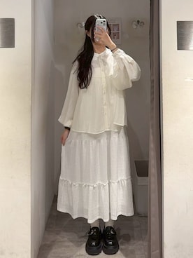 「QUEEN SHOP（クイーンショップ）の01025626（シャツ/ブラウス、ベージュ系）」を使った、QUEEN SHOPさん（レディース・158cm）の秋コーディネート