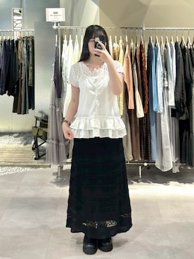「QUEEN SHOP（クイーンショップ）の01099561（キャミソール、ホワイト系）」を使った、QUEEN SHOPさん（レディース・166cm）の春コーディネート