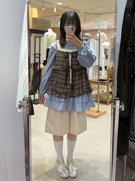 「QUEEN SHOP（クイーンショップ）の01087259（シャツ/ブラウス、ブルー系）」を使った、QUEEN SHOPさん（レディース・158cm）の夏コーディネート