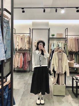 「日常」｜「アイテム（帽子）」を使った、QUEEN SHOPさん（レディース・160cm）の秋コーディネート