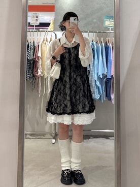 「QUEEN SHOP（クイーンショップ）の01025807（シャツ/ブラウス、ホワイト系）」を使った、QUEEN SHOPさん（レディース・158cm）の秋コーディネート