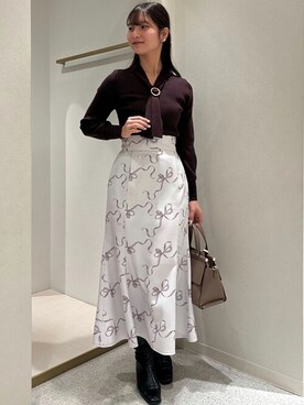 「TRUDEA（トルディア）のアイテム（トップス）」を使った、ASTORIA ODIER（アストリア オディール）さん（レディース・160cm）の冬コーディネート