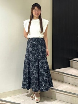 「TRUDEA（トルディア）のアイテム（トップス）」を使った、ASTORIA ODIER（アストリア オディール）さん（レディース・162cm）の夏コーディネート