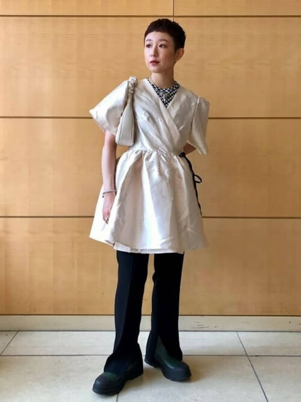 GHOSPELL ゴスペル　Scent Satin Wrap Dress Ray BEAMS（レイビームス）の「GHOSPELL / Scent Satin Wrap