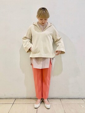 パーカーを使った ノーカラーシャツ のレディース人気ファッションコーディネート Wear