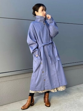 「ブルーコーデ」｜「アイテム（トレンチコート）」を使った、BEAMS HEART WOMENさん（レディース・164cm）の冬コーディネート