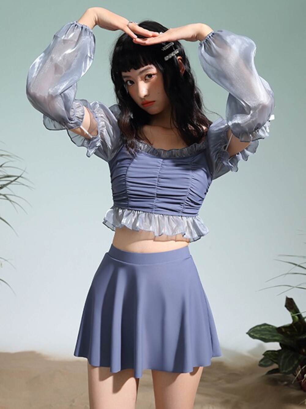 「夏、フリル、パープル、ラベンダー、春、水着、大人ガーリー、マーメイド、韓国ファッション、OSYAREVO」｜「OSYAREVOのアームドレス マーメイド セット水着（水着、パープル系）」を使った、OSYAREVOさん（レディース・172cm）の春コーディネートの1枚目の写真