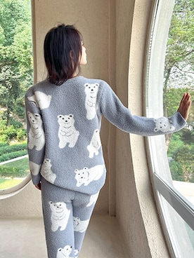 「旅行」｜「アイテム（ルームウェア）」を使った、OSYAREVOさん（レディース・168cm）の秋コーディネート