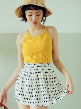 「アイテム（水着、イエロー系）」を使った、OSYAREVOさん（レディース・166cm）の春コーディネート
