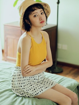 「アイテム（水着、イエロー系）」を使った、OSYAREVOさん（レディース・166cm）の秋コーディネート