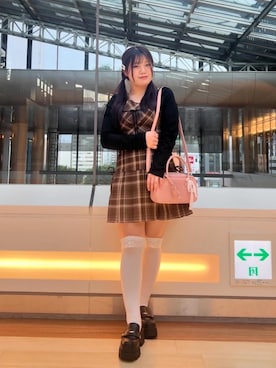「MAJESTIC LEGON（マジェスティックレゴン）のアイテム」を使った、Ayumiさん（レディース・150cm）の秋コーディネート