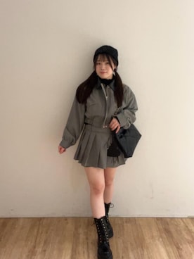 「アイテム（ブルゾン、グレー系）」を使った、Ayumiさん（レディース・150cm）の秋コーディネート