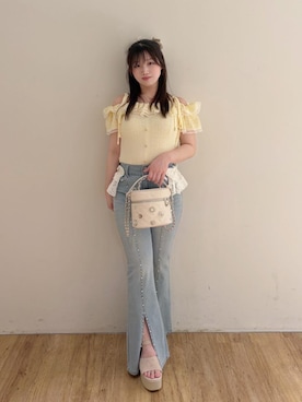 「MAJESTIC LEGON（マジェスティックレゴン）の軽盛れヒールビジューサンダル（サンダル、ホワイト系）」を使った、Ayumiさん（レディース・149cm）の夏コーディネート