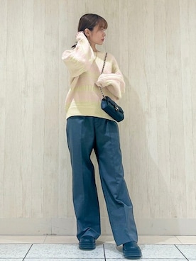 「カラー×コーデ」｜「アイテム（バッグ）」を使った、USAGI ONLINEさん（レディース・157cm）の秋コーディネート