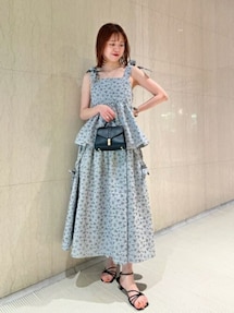 トップス LILYBROWN ショルダーリボンジャガードペプラムブラウス