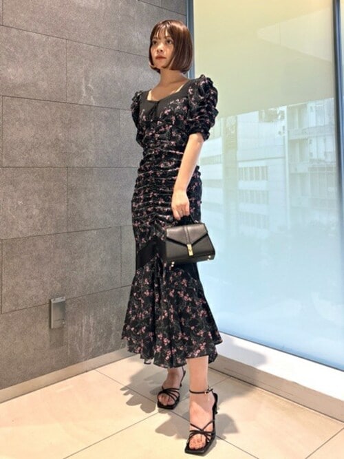 LILY BROWN（リリーブラウン）の「シフォンドッキングバリエ