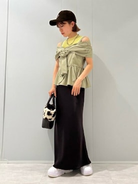 「LILY BROWN（リリーブラウン）のアイテム（キャップ）」を使った、USAGI ONLINEさん（レディース・154cm）の秋コーディネート