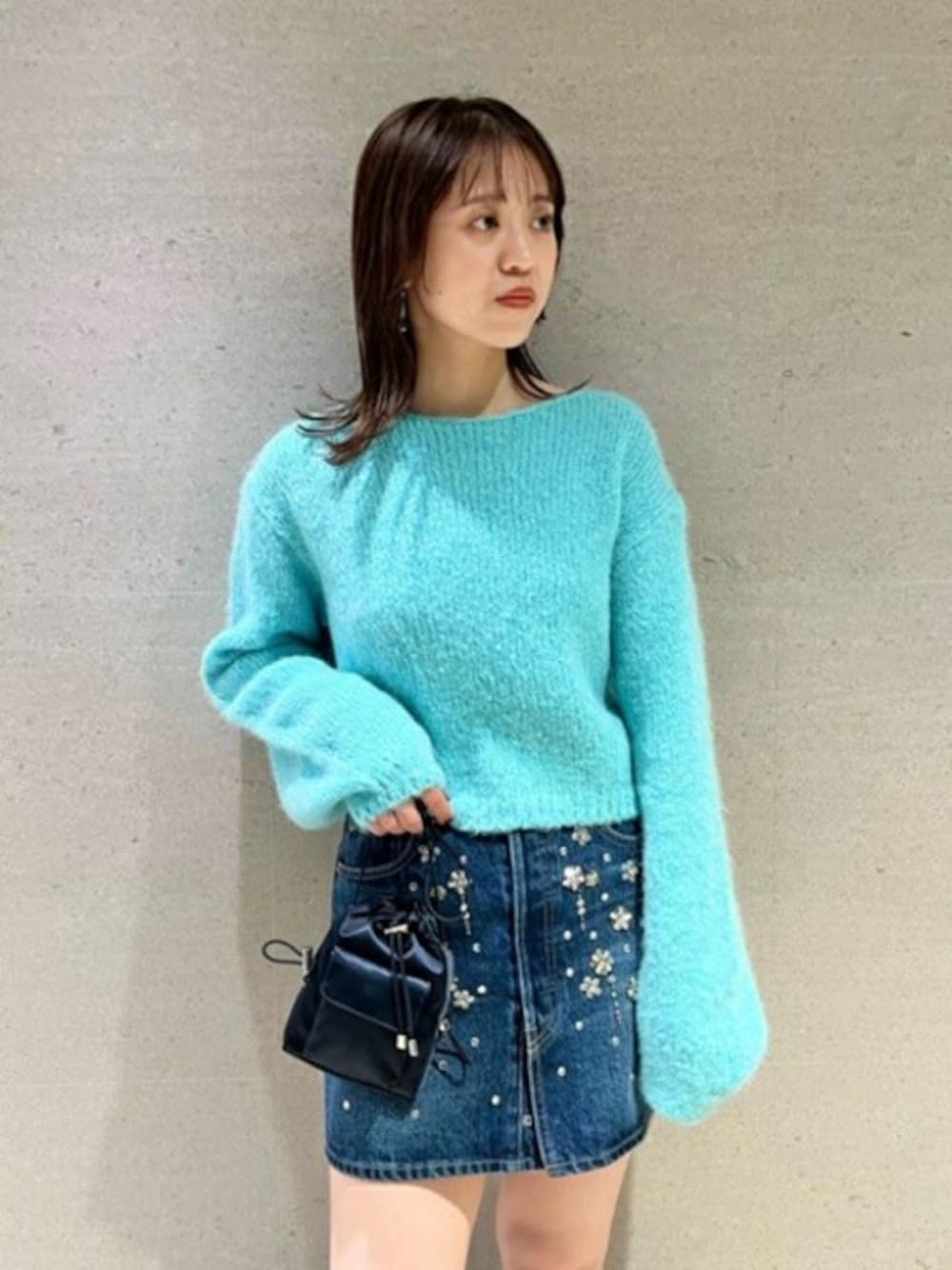 LILY BROWN（リリーブラウン）の「アルパカローゲージニットプル