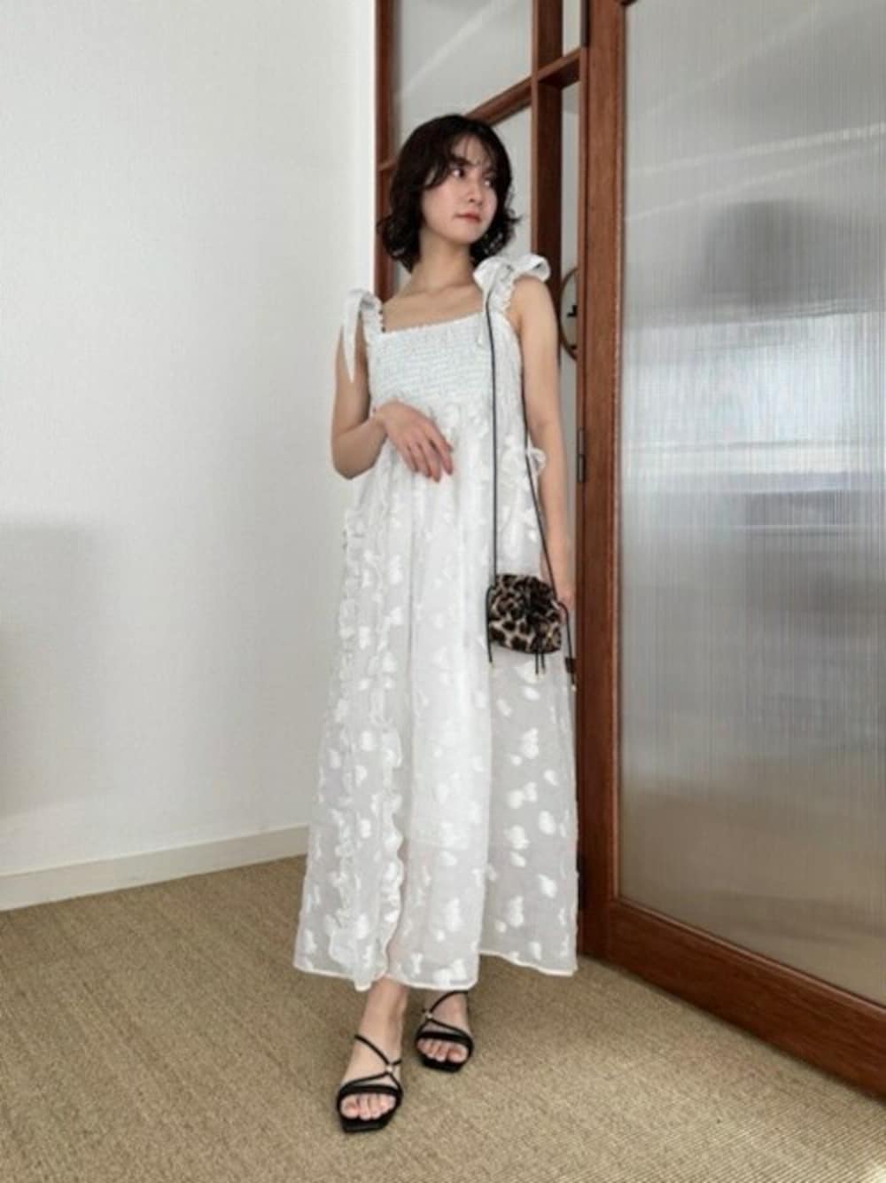 LILY BROWN シアージャカードフリルリボンワンピース LILY BROWN（リリーブラウン）の「シアージャカードフリルリボン