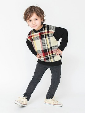 「アイテム（デニムパンツ）」を使った、BRANSHESさん（キッズ・107cm）の秋コーディネート