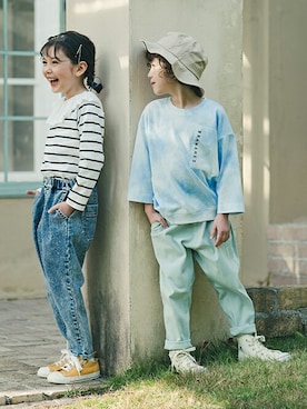 「アイテム（デニムパンツ）」を使った、BRANSHESさん（キッズ・115cm）の冬コーディネート