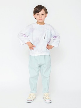 「アイテム（チノパンツ、グレー系）」を使った、BRANSHESさん（キッズ・116cm）の冬コーディネート