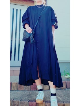 「GUCCI（グッチ）のGucci - Soho エンボスロゴ 斜めがけバッグ - women - レザー - ワンサイズ（ショルダーバッグ、ブラック系）」を使った、t︎︎︎︎︎☺︎m︎︎︎︎︎omin*さん（レディース・165cm）の秋コーディネート