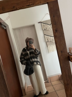 「coca（coca）（コカ）のアイテム（サロペット/オーバーオール）」を使った、mikaaaさん（レディース・153cm）の冬コーディネート