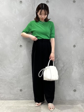 「ショッピング」｜「アイテム（サンダル）」を使った、nishiさん（レディース・155cm）の春コーディネート