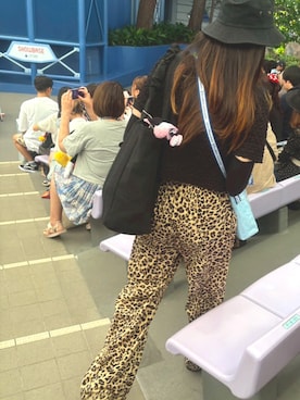 「OUTLET（アウトレット）のアイテム」を使った、温さん（レディース・159cm）の秋コーディネート