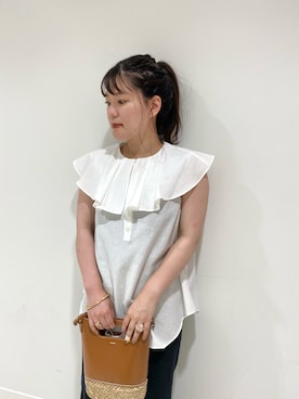 「SHENERY（シーナリー）のフリルカラーノースリーブブラウス（Shirts、ホワイト系）」を使った、KITAHARAさん（レディース・152cm）の夏コーディネート