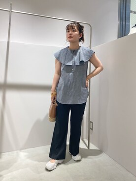 「SHENERY（シーナリー）のフリルカラーノースリーブブラウス（Shirts、ブルー系）」を使った、KITAHARAさん（レディース・152cm）の夏コーディネート