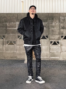 「フーディー」｜「アイテム（MA-1）」を使った、massuさん（メンズ・174cm）の秋コーディネート