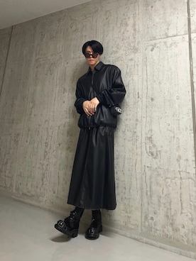 「DIESEL（ディーゼル）のアイテム（ジャケット/アウター）」を使った、山口真之介さん（メンズ・185cm）の秋コーディネート