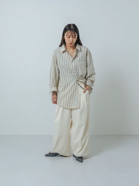 「アイテム（パンプス、グレー系）」を使った、渡部さん（レディース・163cm）の夏コーディネート