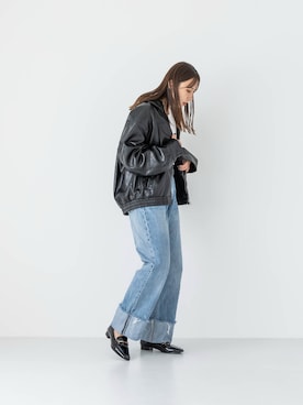 「アイテム（レインシューズ）」を使った、渡部さん（レディース・163cm）の秋コーディネート