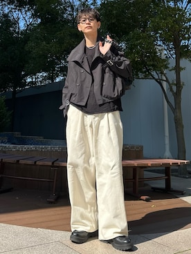 「by LEGNA（バイレグナ）の撥水スタンドカラーダブルブレストショートジャケット（トレンチコート、ブラック系）」を使った、ゆうさん（メンズ・178cm）の春コーディネート