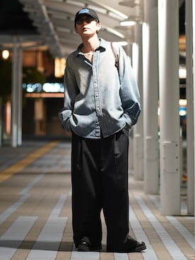 「Acne Studios（アクネストゥディオズ）のFN-UX-SHIR000058（シャツ/ブラウス、ブルー系）」を使った、ゆうさん（メンズ・178cm）の春コーディネート